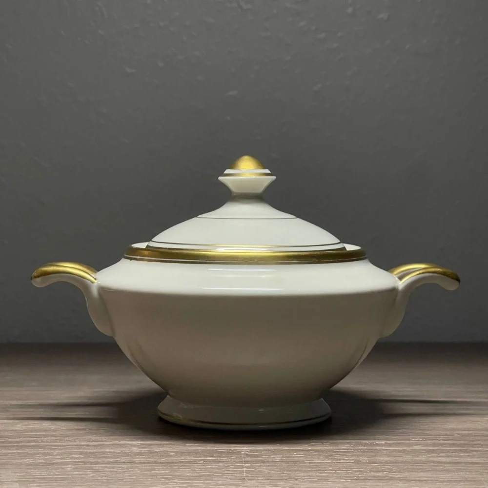 Vintage Warwick China‎ Sugar Bowl with Lid White Gold Rim Handle Made in the USA